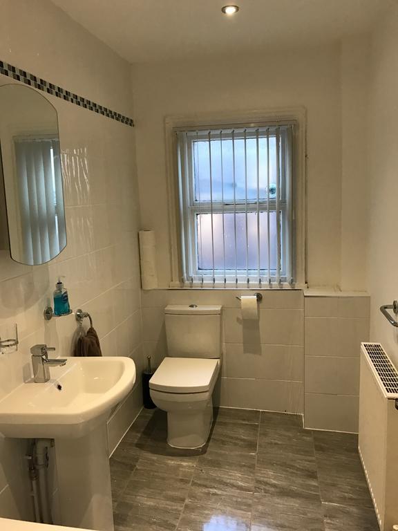 リヴァプールNo 5 - Large 1 Bed Near Sefton Park And Lark Laneアパートメント エクステリア 写真